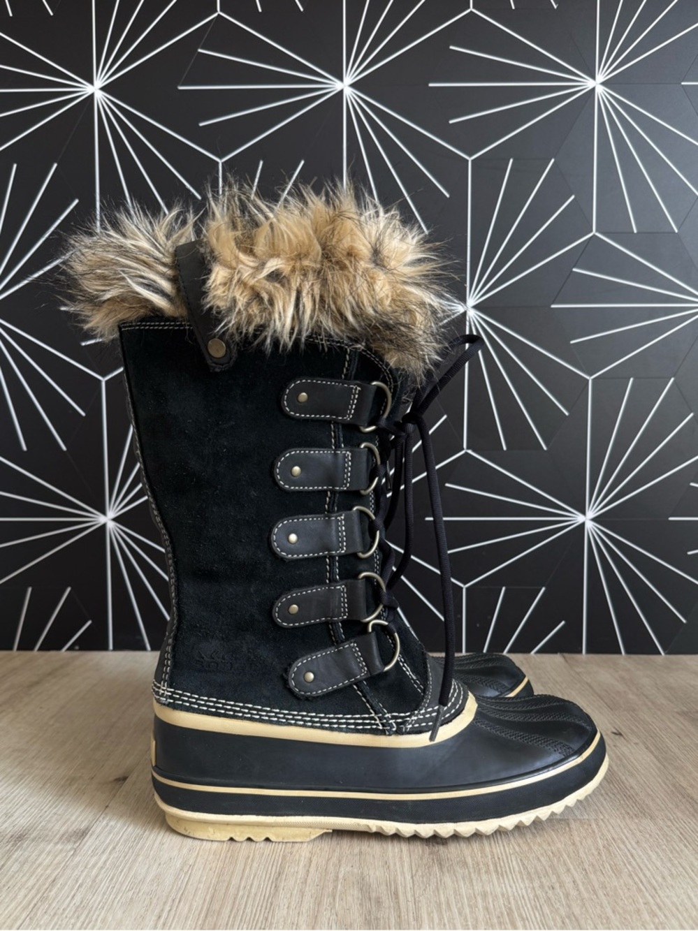 Sorel Joan of Arctic Women's Waterproof Snow Boots